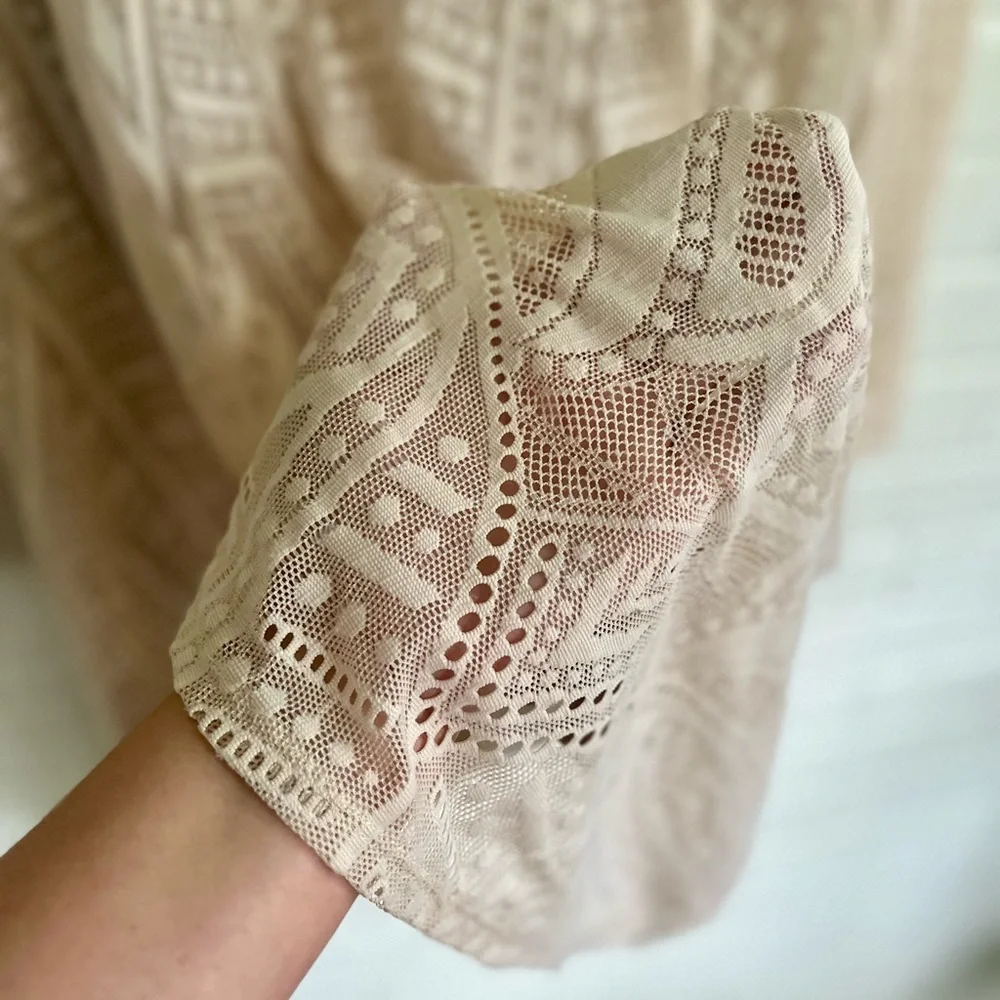 BCBGMaxAzria Long Sleeve Lace Dress, SZ M EUC! - Picture 2 of 7